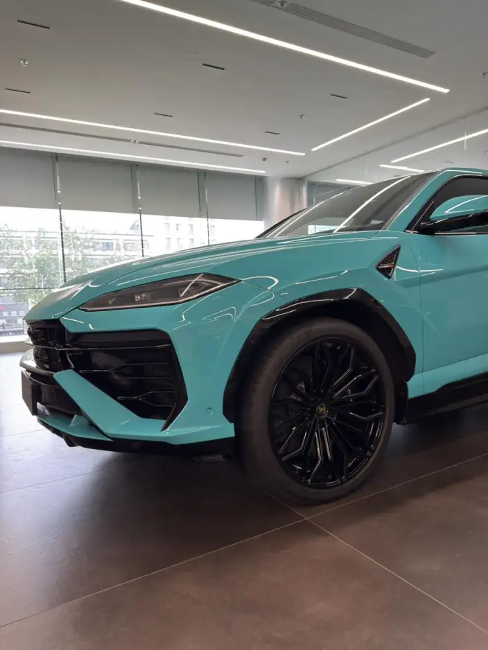 Urus SE 2026 Model 4.0T Standard Model – фото 5