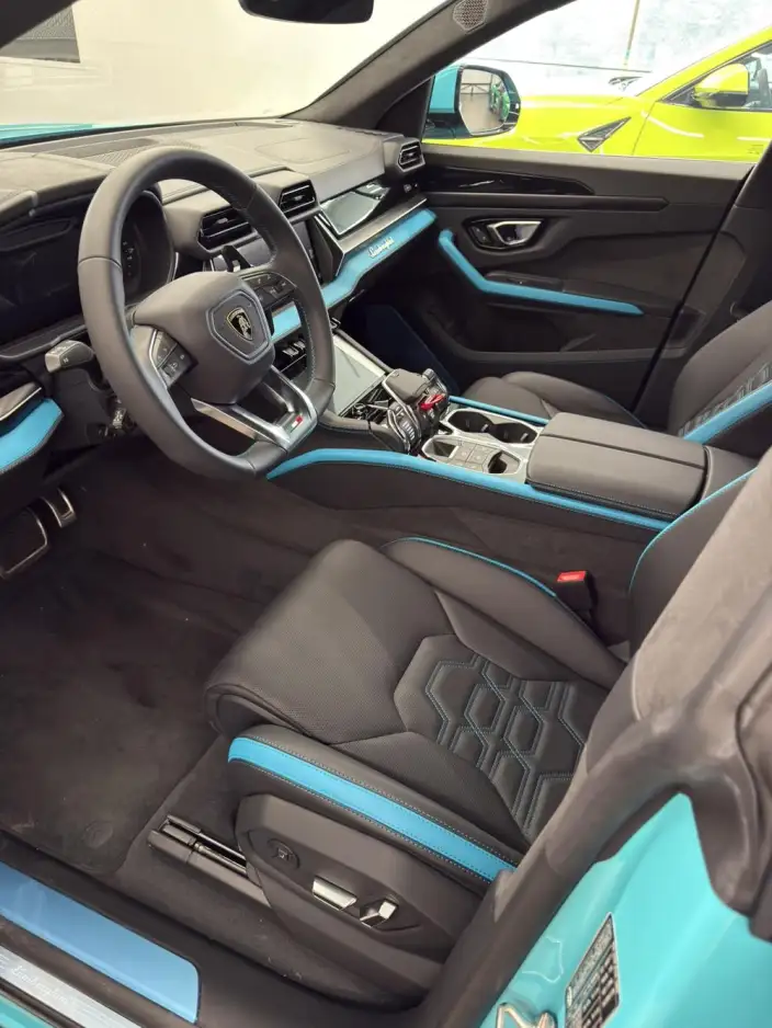 Urus SE 2026 Model 4.0T Standard Model – фото 8