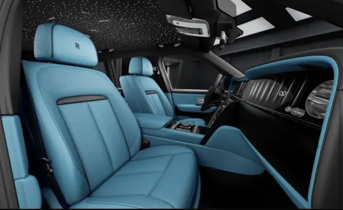 Cullinan 2026 Model Black Badge – фото 9