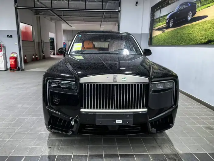 Cullinan 2025 Model Series II – фото 2