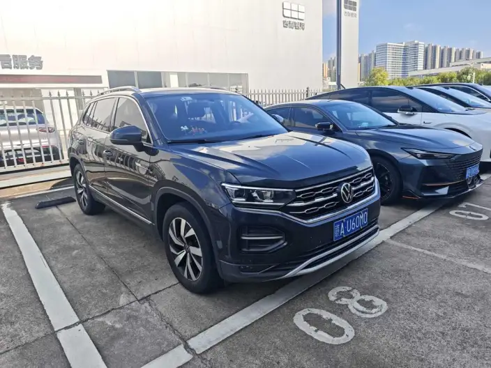 Volkswagen Tayron 2022 Model 280TSI 2WD Luxury Zhilian Edition – фото 3