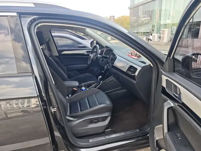 Volkswagen Tayron 2022 Model 280TSI 2WD Luxury Zhilian Edition – фото 9