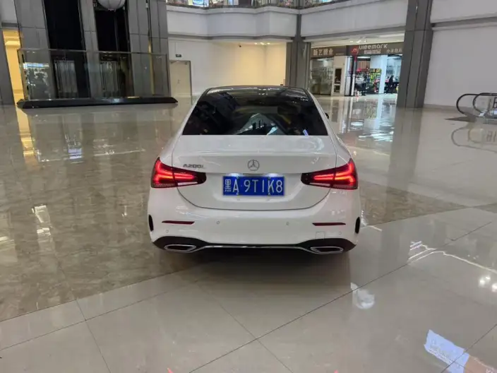 Mercedes-Benz A-class 2023 Model A 200 L Sports sedan Fashion Edition – фото 5