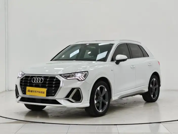 AUDI Q3 2022 Model 35 TFSI Fashion Dynamic Model