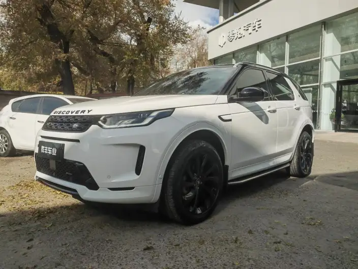 Land Rover Discovery Sport 2023 Model 249PS R-Dynamic SE Performance Technology Edition 5 seat
