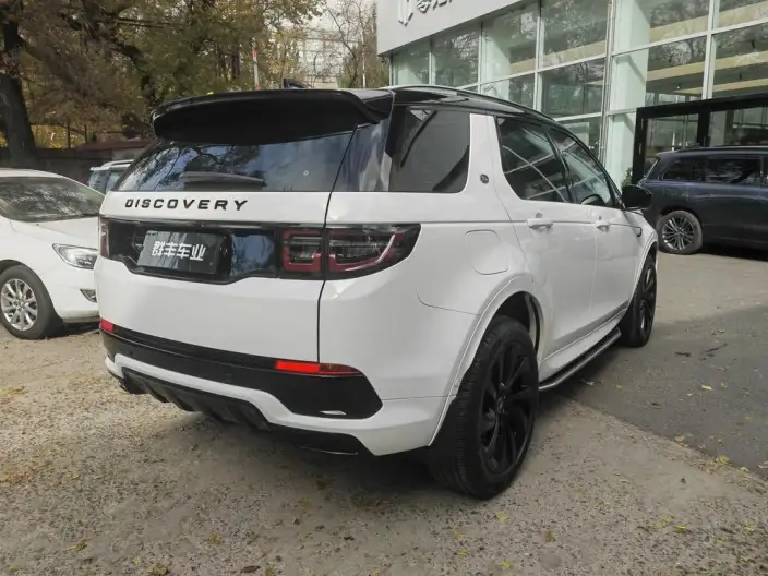 Land Rover Discovery Sport 2023 Model 249PS R-Dynamic SE Performance Technology Edition 5 seat – фото 6