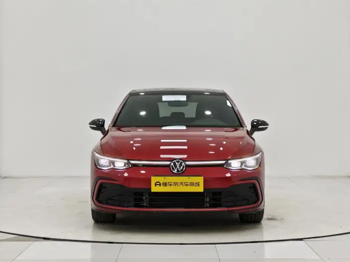 Volkswagen Golf 2023 Model 280TSI DSG R-Line Lite – фото 2