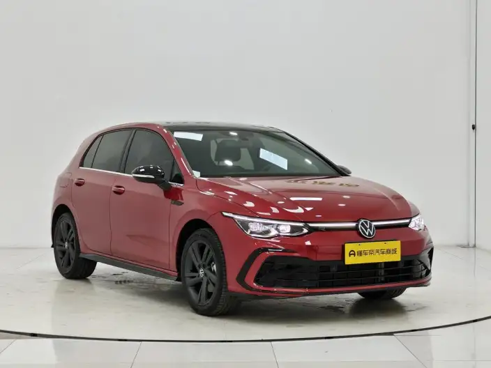 Volkswagen Golf 2023 Model 280TSI DSG R-Line Lite – фото 3