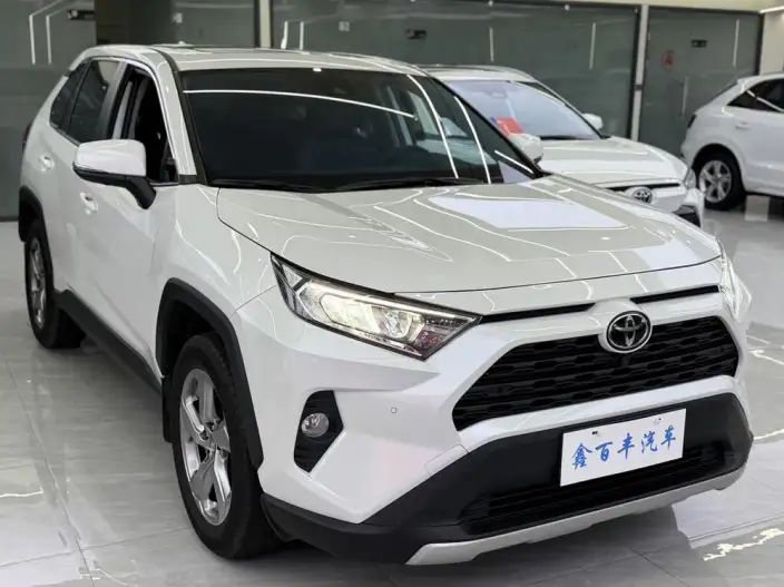 Toyota RAV4 2022 Model 2.0L CVT 2WD Fashion PLUS Edition – фото 3