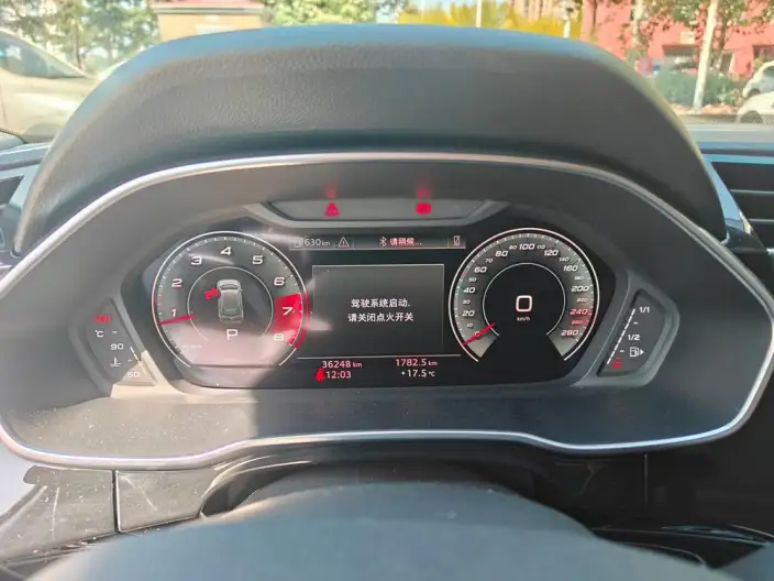 AUDI Q3 2022 Model 35 TFSI Fashion Dynamic Model – фото 9