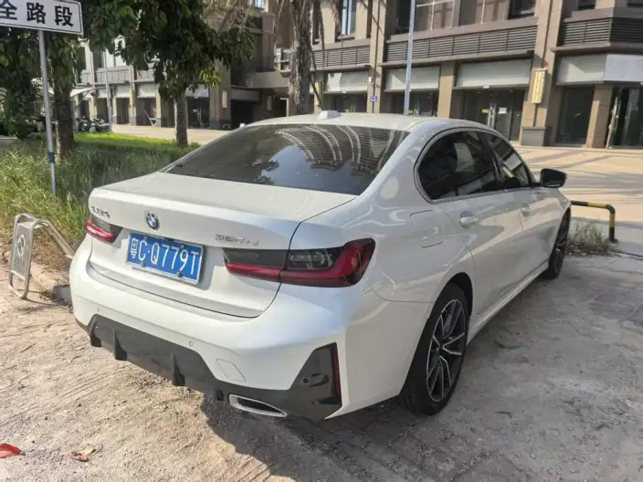 BMW 3 Series 2023 Model 320Li M Sports Set – фото 6