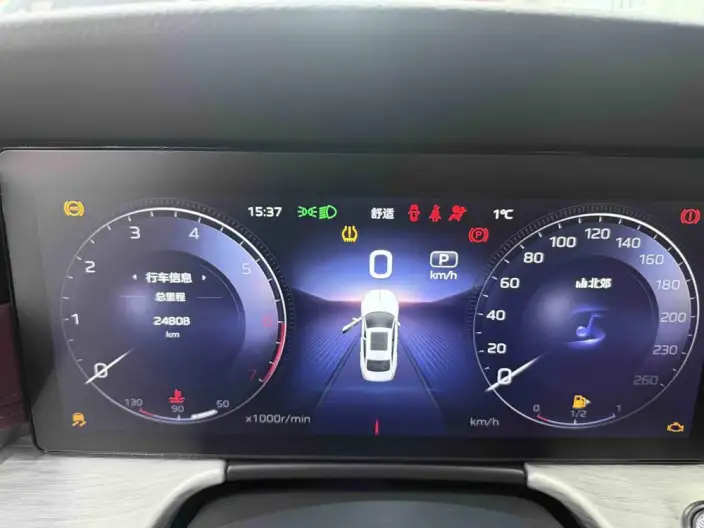 Hongqi H5 2025 Model 2.0T Automatic Flag Enjoy Edition – фото 8