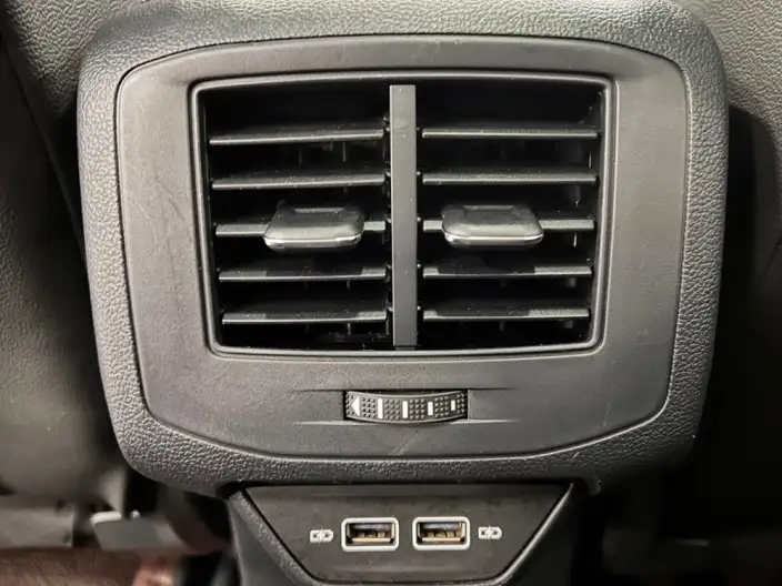 Volkswagen T-Roc 2022 Model 280TSI DSG 2WD Elite PLUS – фото 9