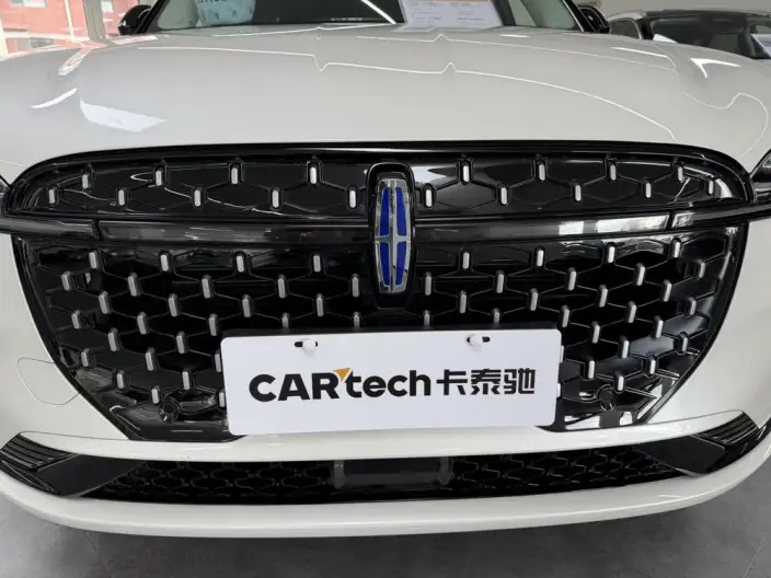 Lincoln Corsair 2024 Model 1.5T 2WD Exclusive Hybrid version – фото 7