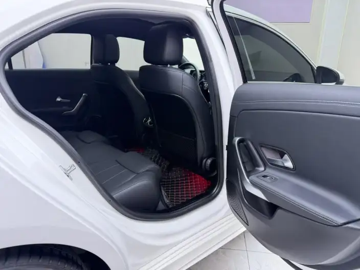 Mercedes-Benz A-class 2022 Model Facelift A 180 L Sports sedan – фото 9