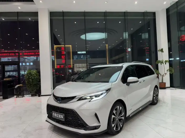 Granvia 2023 Model Intelligent Hybrid 2.5L Flagship VIP – фото 1