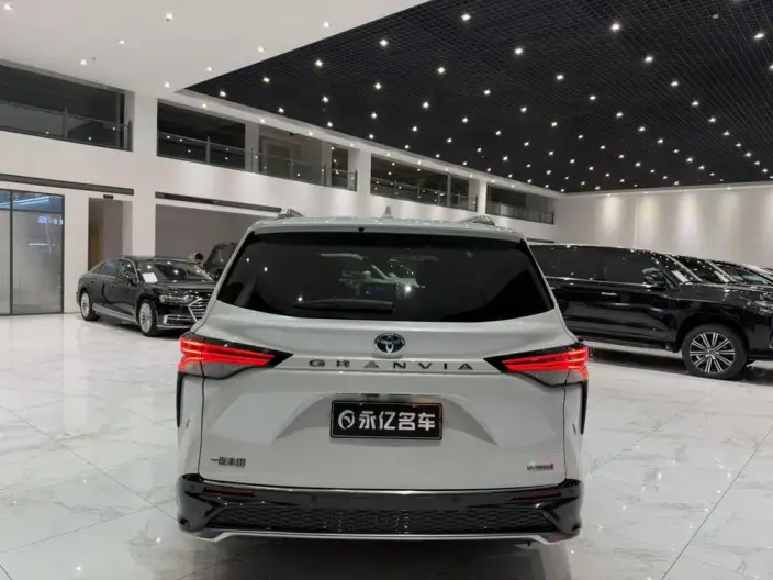 Granvia 2023 Model Intelligent Hybrid 2.5L Flagship VIP – фото 5