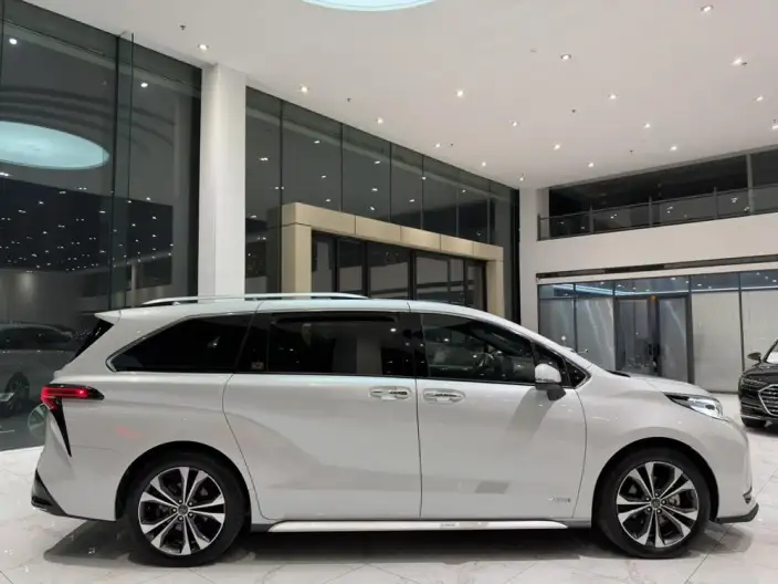 Granvia 2023 Model Intelligent Hybrid 2.5L Flagship VIP – фото 7