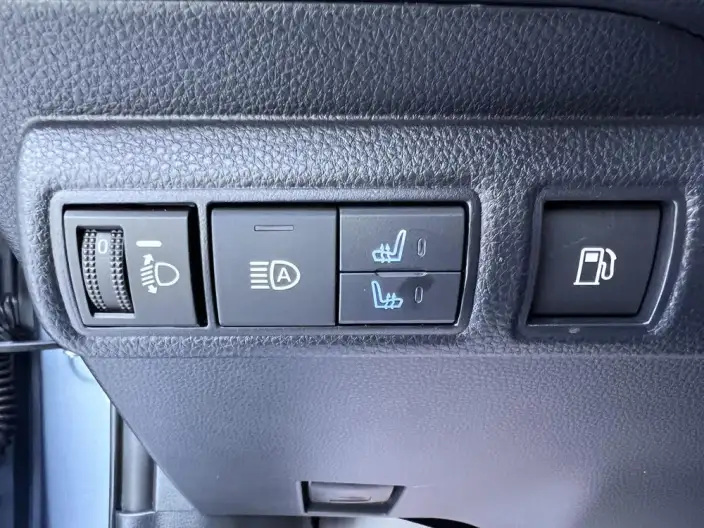 Toyota Corolla 2023 Model Intelligent Hybrid 1.8L E-CVT Elite Edition – фото 10