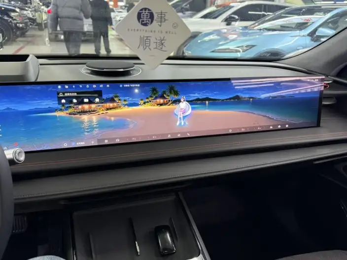 Geely Galaxy E8 2025 Model 620km 4WD Galaxy LiDAR Edition – фото 10