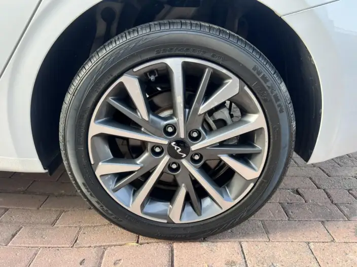 Kia K3 2021 Model 1.5L IVT Youth Edition – фото 7