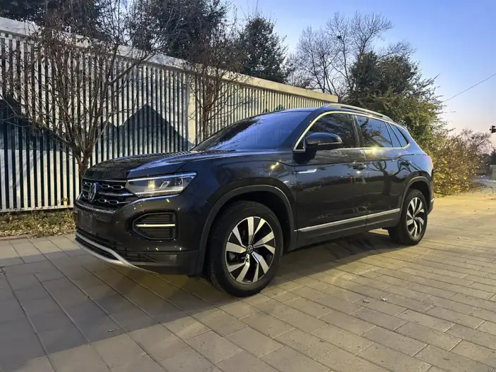 Volkswagen Tayron 2022 Model 280TSI 2WD Luxury Zhilian Edition – фото 1
