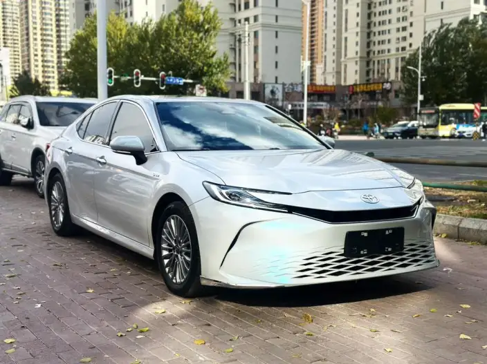 Toyota Camry 2024 Model Hybrid 2.0HGVP Deluxe Edition