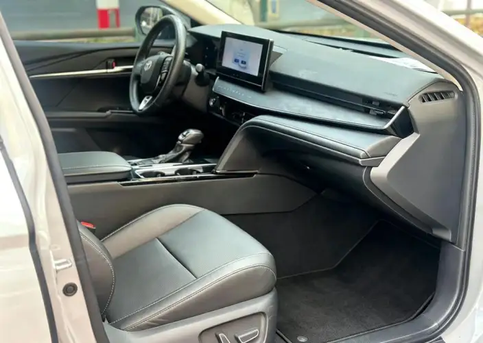 Toyota Camry 2024 Model Hybrid 2.0HGVP Deluxe Edition – фото 8