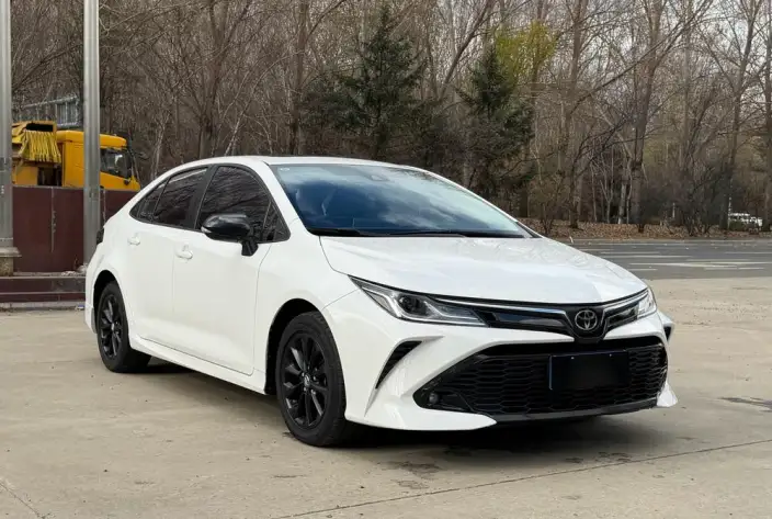 Toyota Corolla 2021 Model 1.5L CVT GR SPORT Sports Edition – фото 3