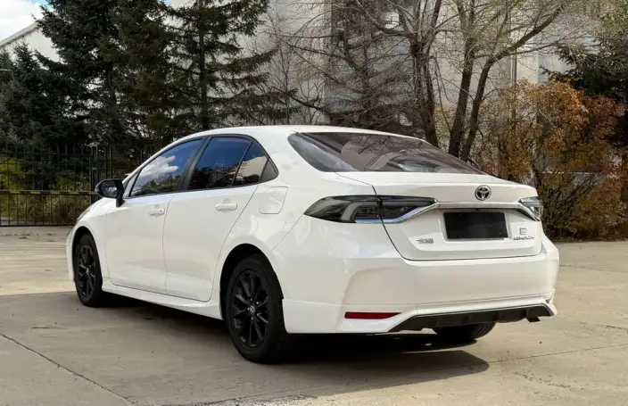Toyota Corolla 2021 Model 1.5L CVT GR SPORT Sports Edition – фото 5
