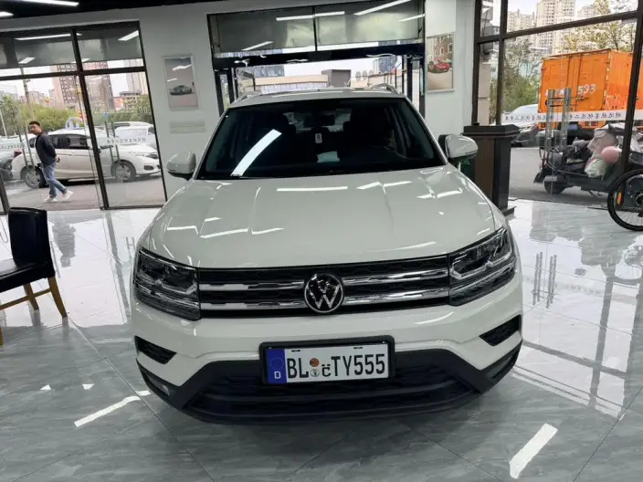 Volkswagen Tharu 2022 Model 280TSI 2WD Deluxe Edition – фото 2