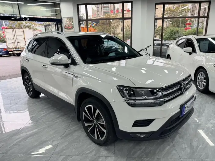 Volkswagen Tharu 2022 Model 280TSI 2WD Deluxe Edition – фото 3