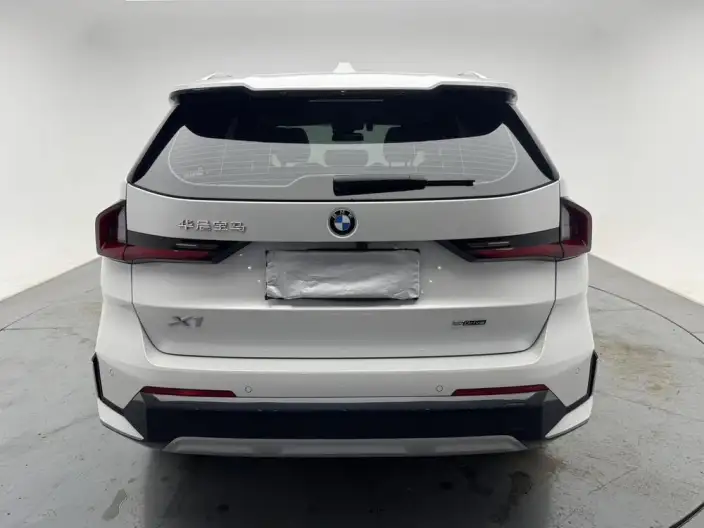 BMW X1 2023 Model sDrive20Li X Design Set – фото 5