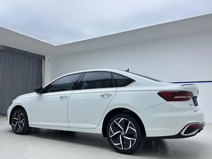 Volkswagen Lavida 2023 Model 280TSI DSG Starry Sky Yongyi Edition – фото 4