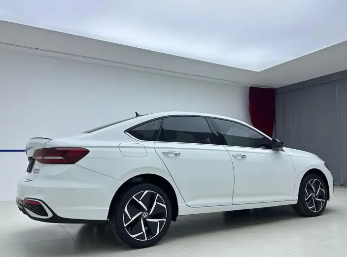 Volkswagen Lavida 2023 Model 280TSI DSG Starry Sky Yongyi Edition – фото 6