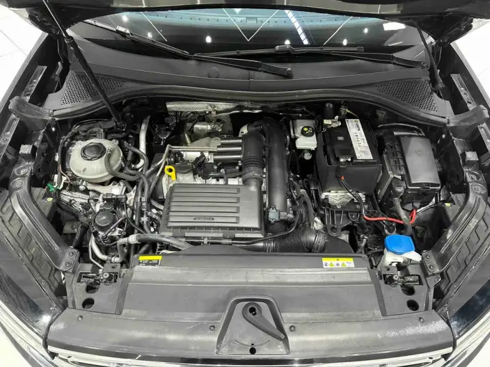 Volkswagen Tayron 2022 Model 280TSI 2WD Luxury Zhilian Edition – фото 8