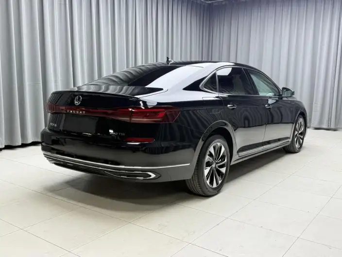 Volkswagen Passat 2023 Model Facelift 280TSI Starry sky Elite Edition – фото 6