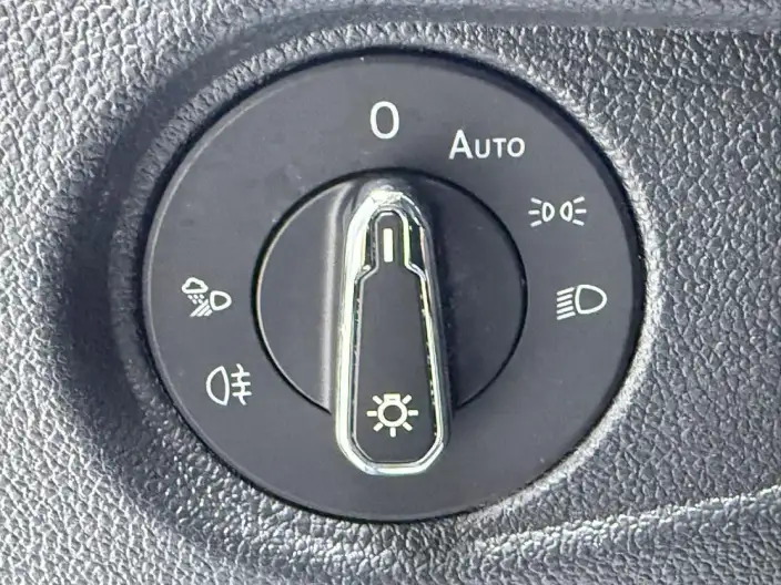 Volkswagen Passat 2023 Model Facelift 280TSI Starry sky Elite Edition – фото 7