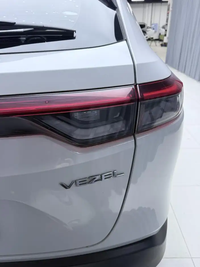 Honda Vezel 2023 Model 1.5L CVT Technology Edition – фото 9