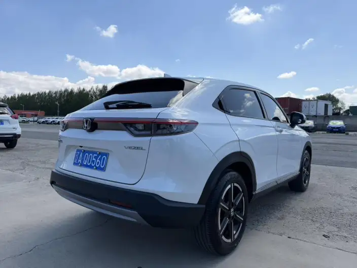 Honda Vezel 2023 Model 1.5L CVT Technology Edition – фото 6