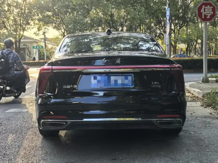 Hongqi H5 2023 Model 1.5T DCT Flag Rhythm Edition – фото 6