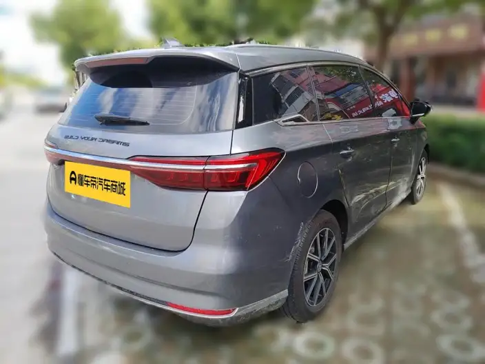BYD Song MAX DM 2022 Model DM-i 105KM Flagship Model
