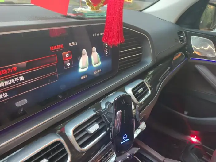 Mercedes-Benz GLS 2023 Model GLS 450 4MATIC Fashion Model – фото 8