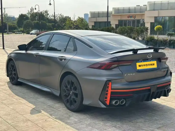Emzoom 2022 Model 270T J16 R-Style Track Edition