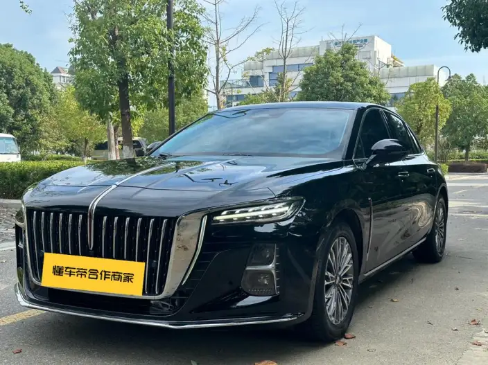Hongqi H5 2023 Model 2.0T Automatic Flag Enjoy Edition