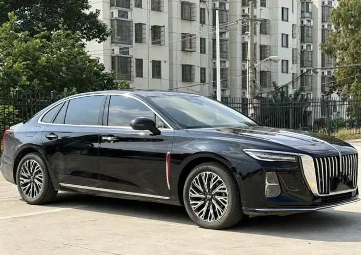 Hongqi H5 2023 Model 2.0T Automatic Flag Enjoy Edition