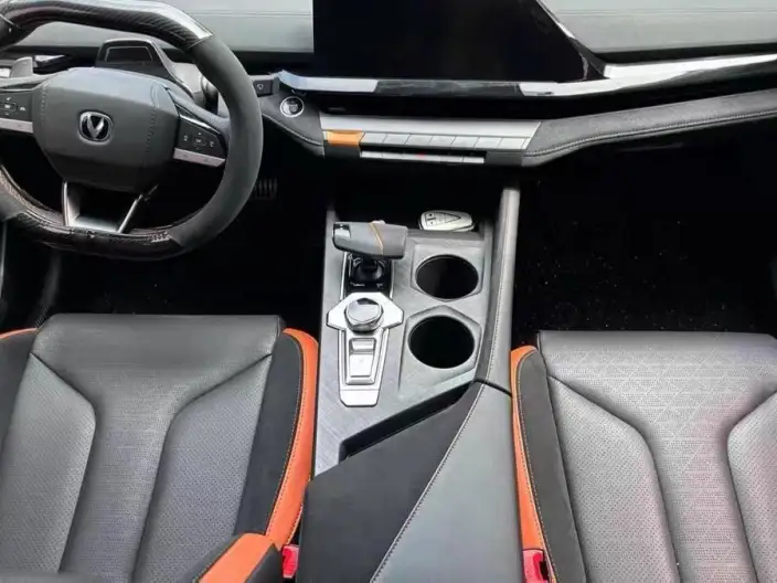 Changan UNI-V 2022 Model 2.0T Fengsu Edition – фото 6