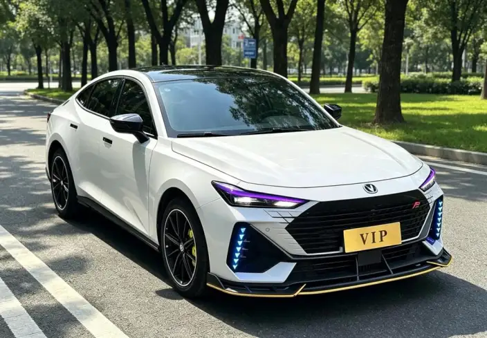 Changan UNI-V 2022 Model 1.5T Sports Edition