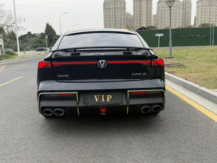 Changan UNI-V 2022 Model 1.5T Noble Model – фото 5