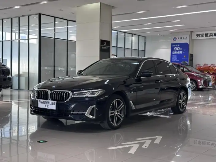 BMW 5 Series 2022 Model Facelift II 530Li Leading Model Luxury Set – фото 1